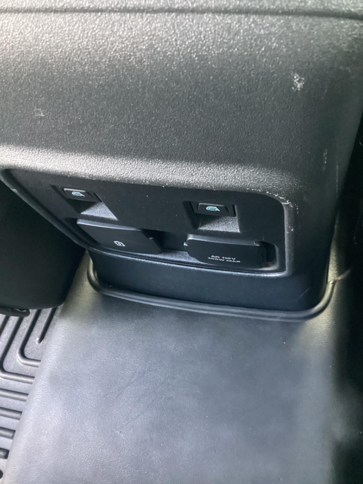 2022 Ford Bronco Badlands-5 Passenger