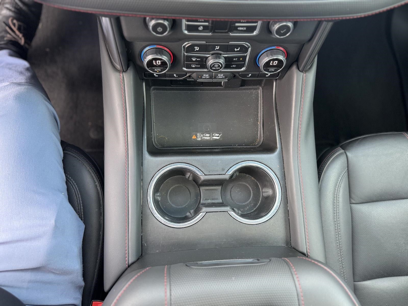 2023 Chevrolet Suburban RST