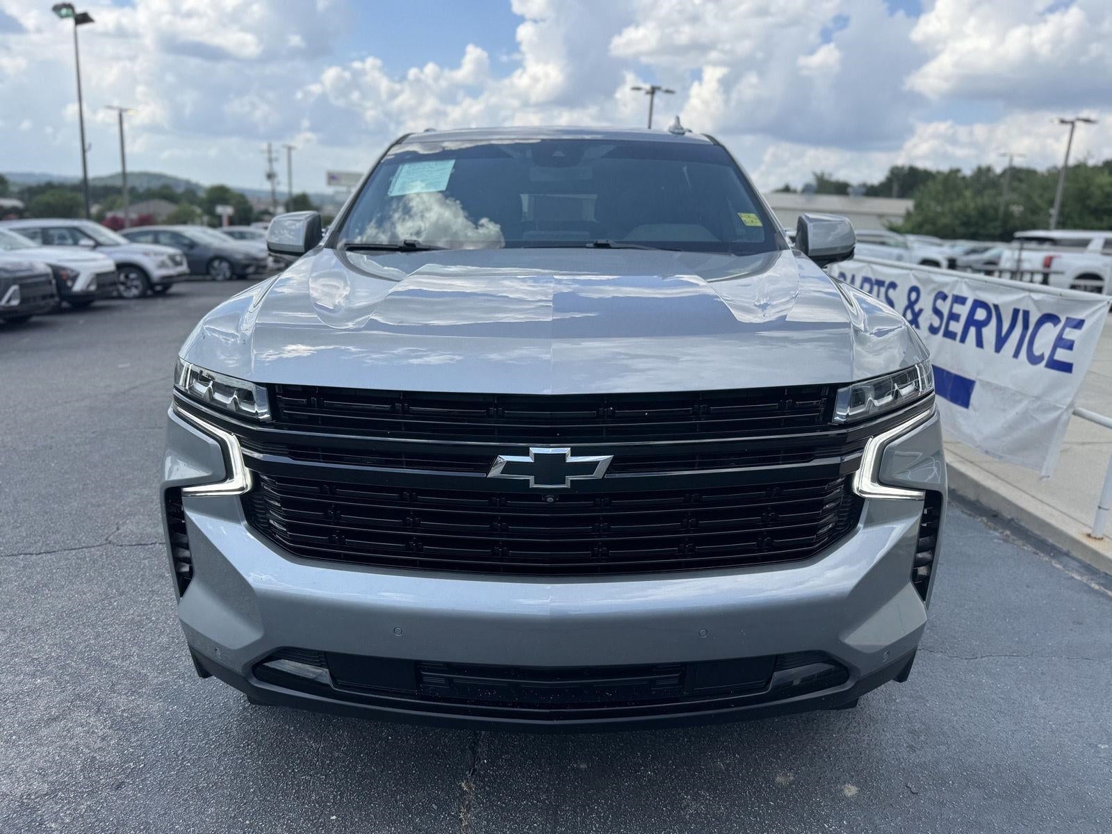 2023 Chevrolet Suburban RST