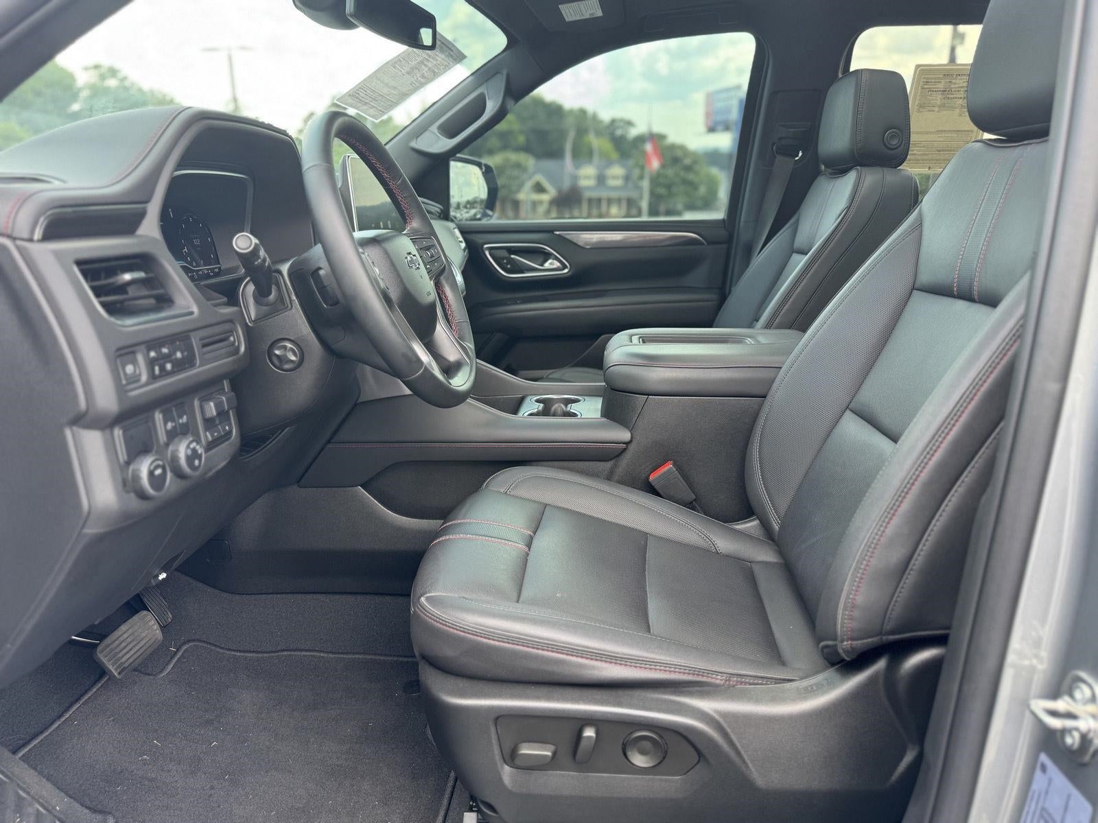 2023 Chevrolet Suburban RST