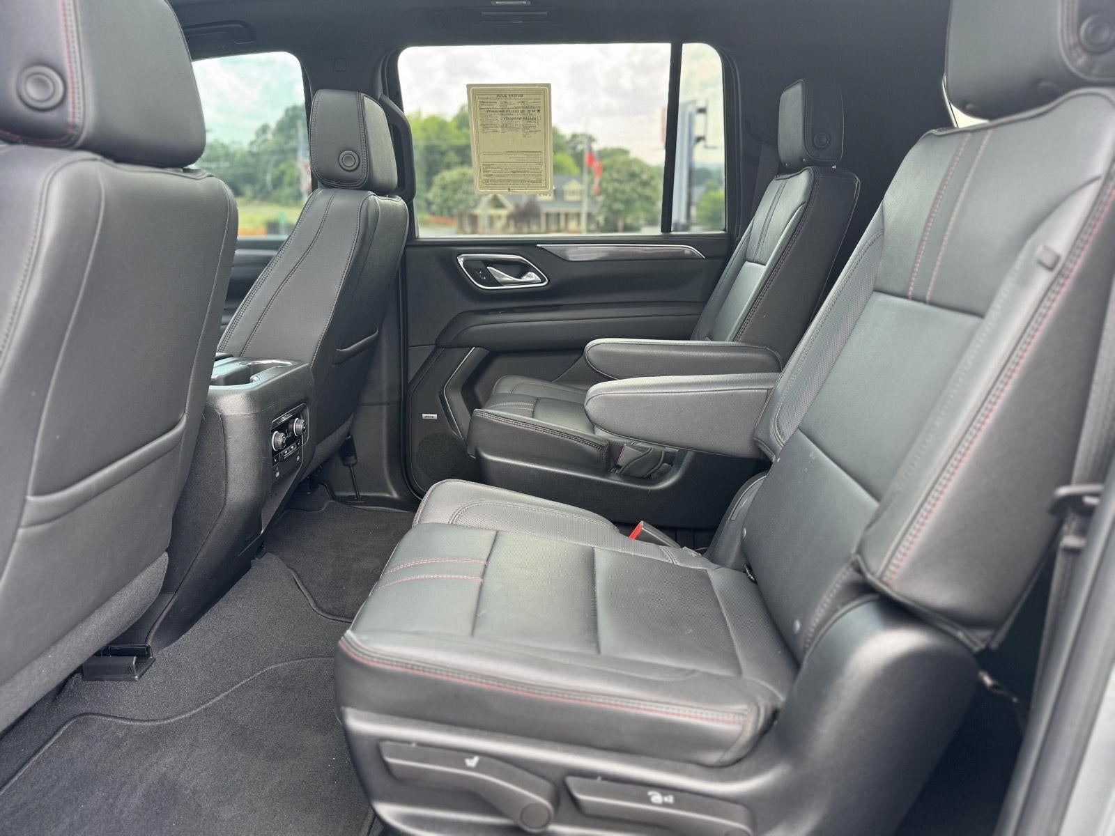 2023 Chevrolet Suburban RST