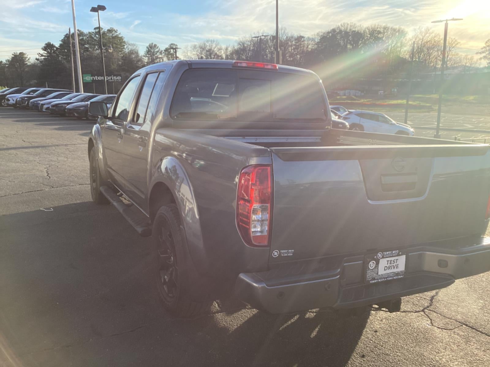 2021 Nissan Frontier SV