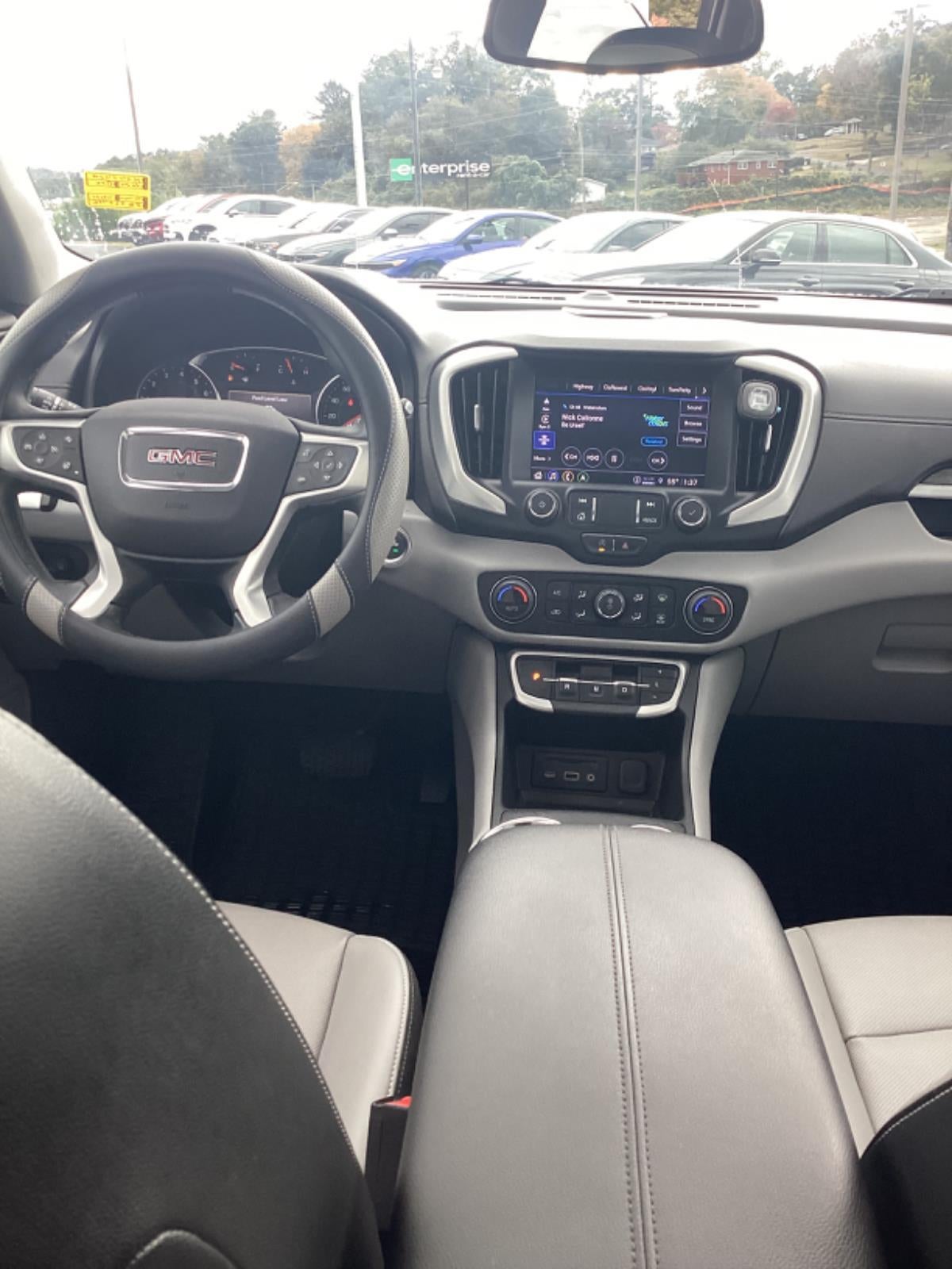 2024 GMC Terrain SLT