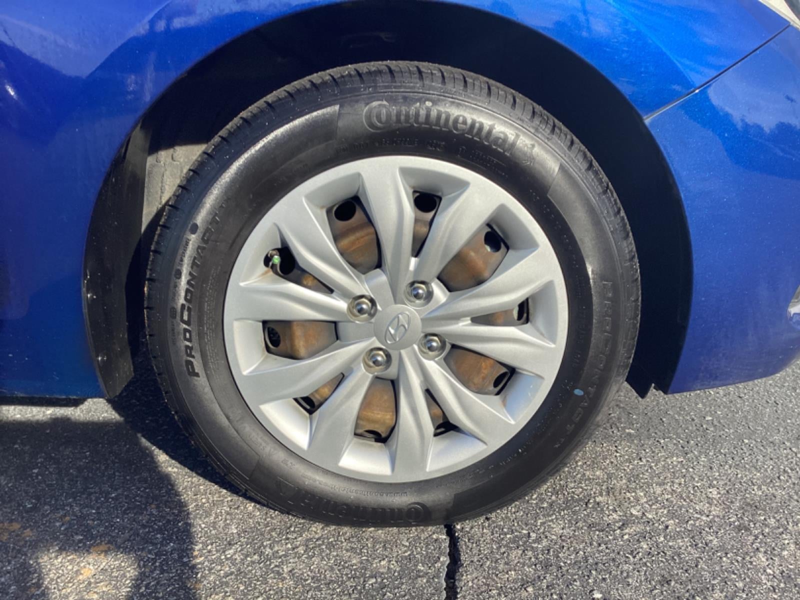 2022 Hyundai ACCENT SE