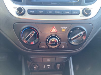 2022 Hyundai ACCENT SE