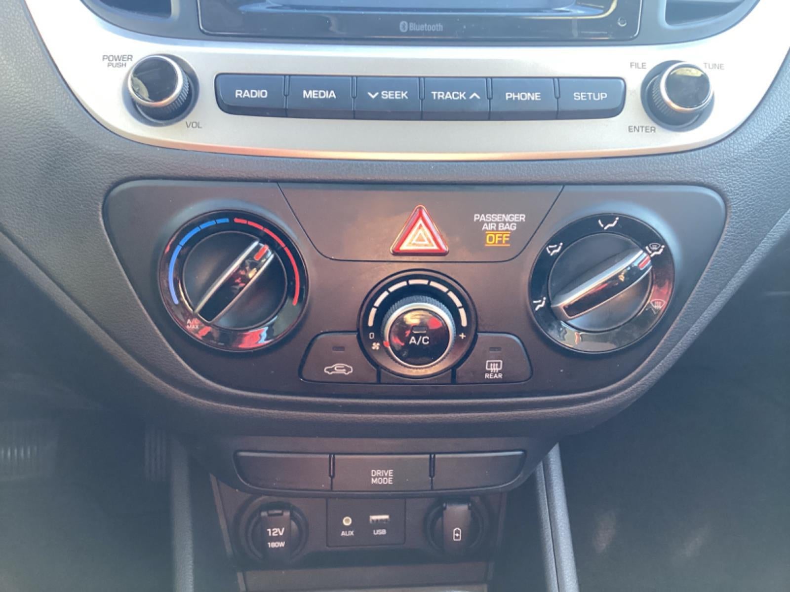 2022 Hyundai ACCENT SE