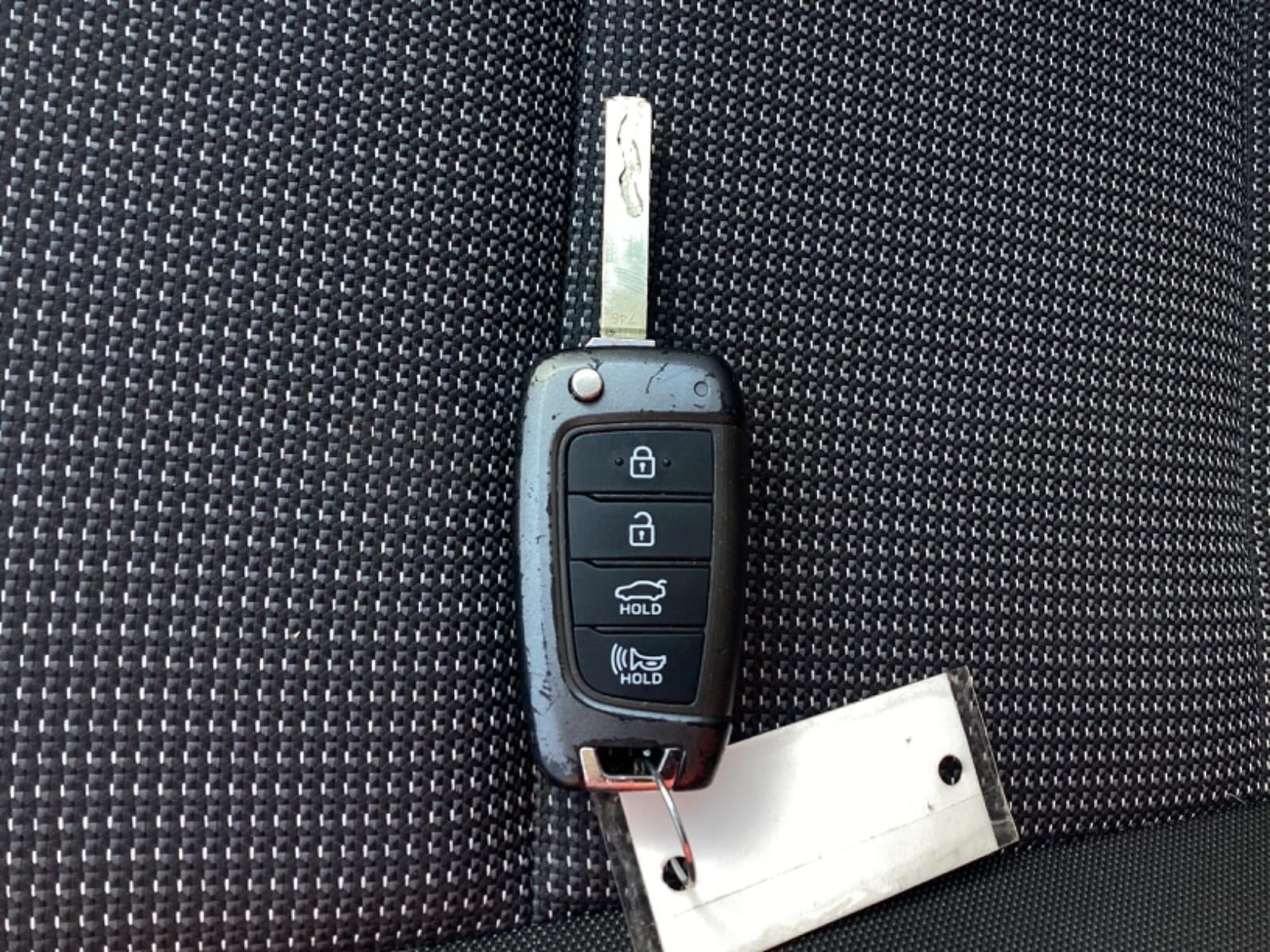 2022 Hyundai ACCENT SE