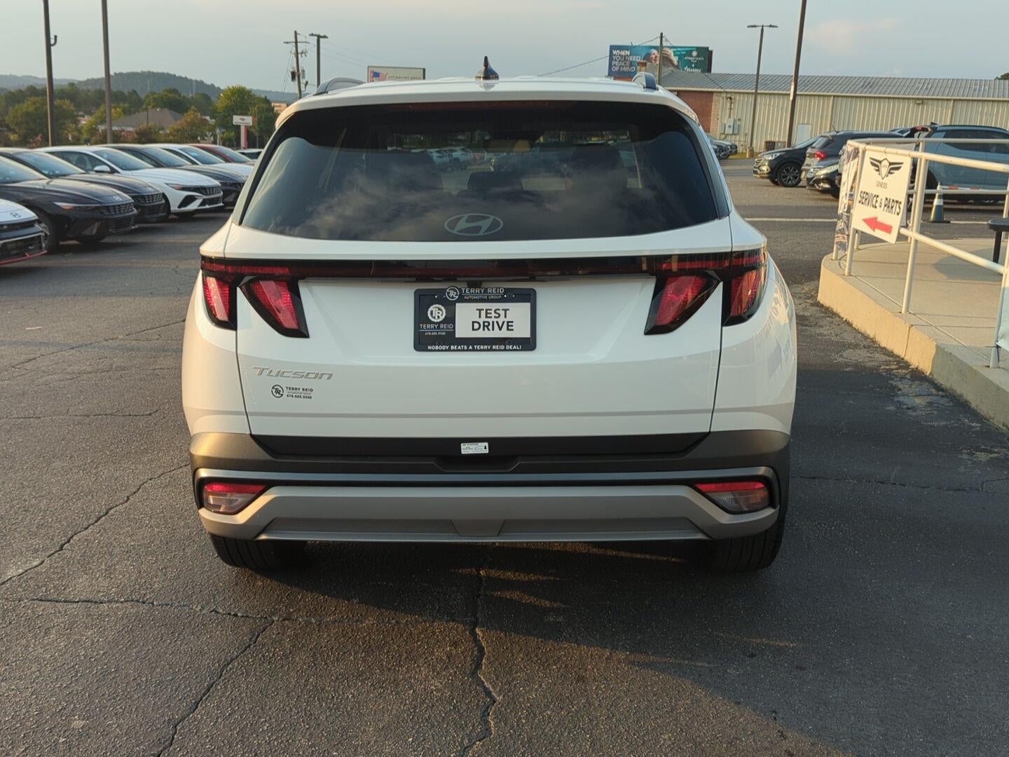 2026 Hyundai TUCSON SEL FWD