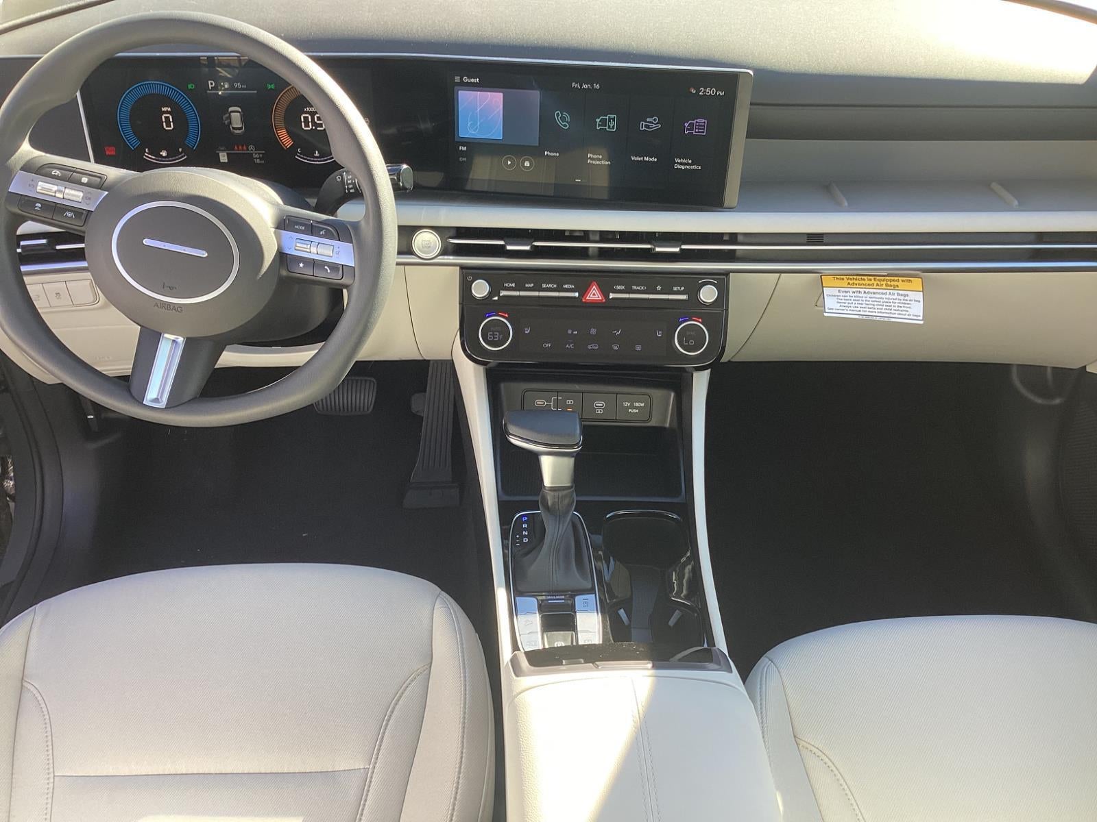 2026 Hyundai TUCSON SEL FWD