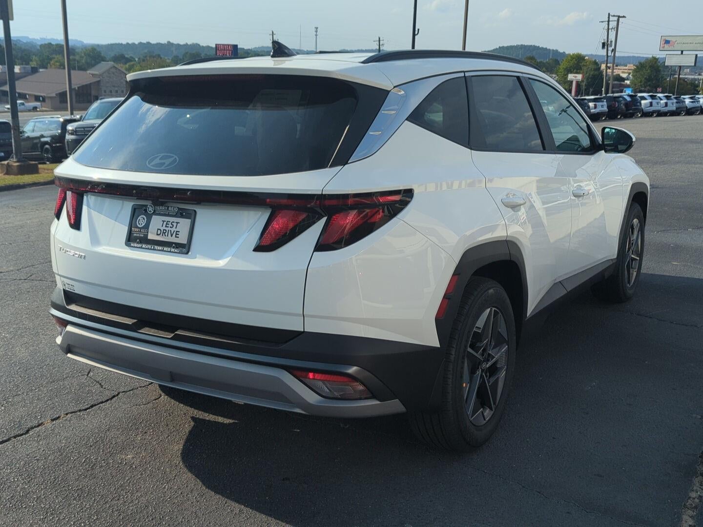 2026 Hyundai TUCSON SEL FWD