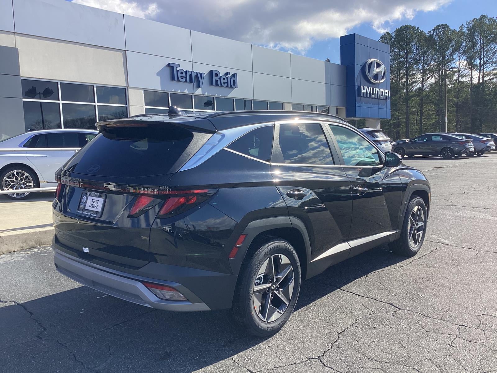 2026 Hyundai TUCSON SEL FWD