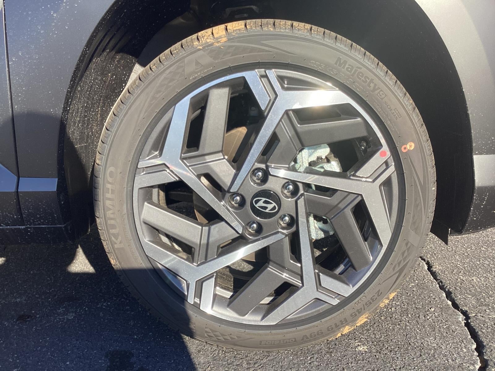 2026 Hyundai KONA SEL Premium FWD