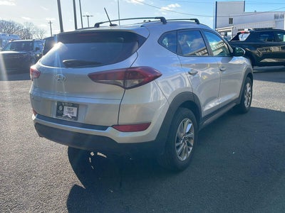 2016 Hyundai TUCSON SE