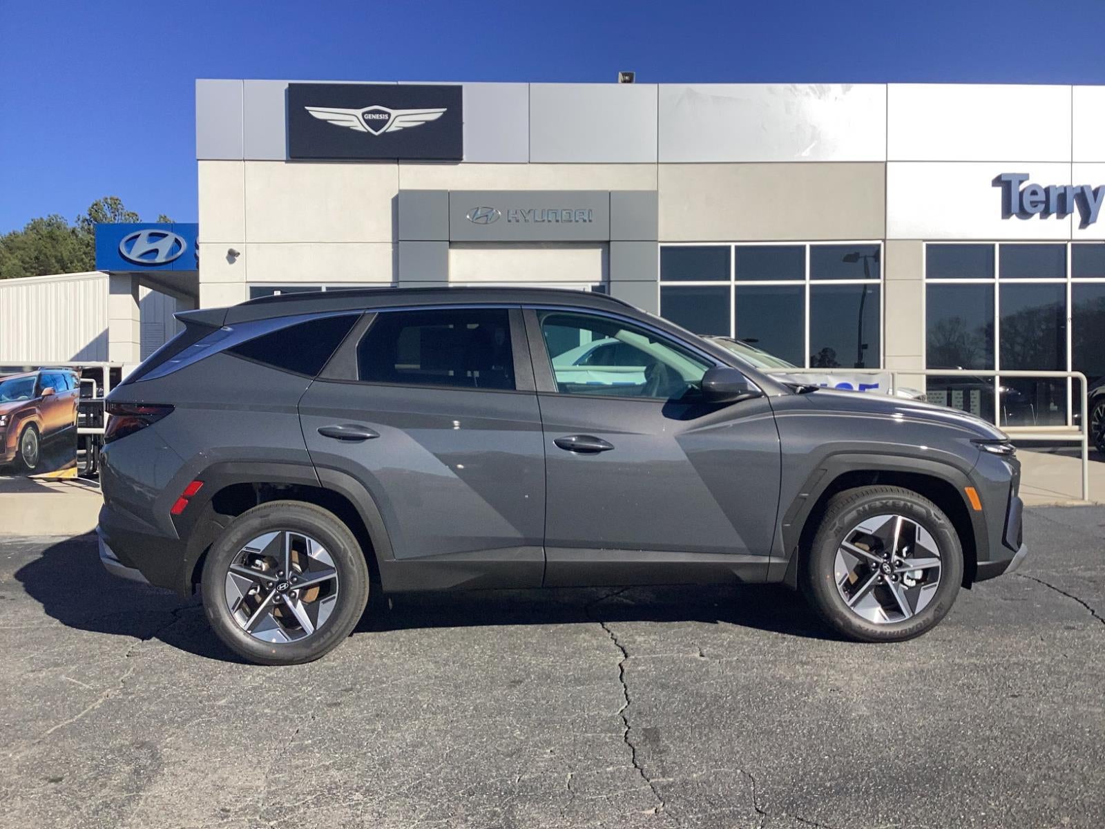 2026 Hyundai TUCSON HYBRID SEL AWD