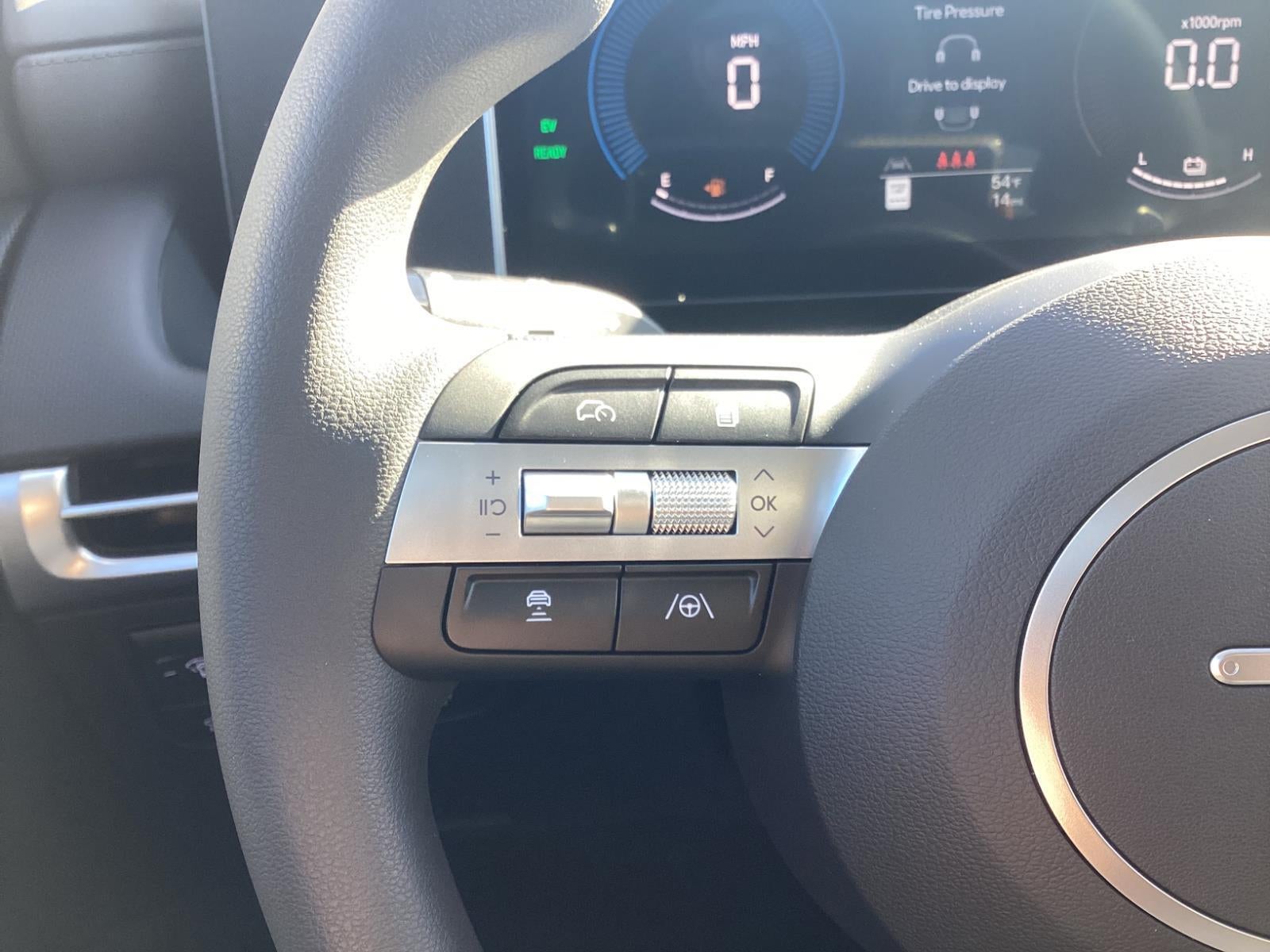 2026 Hyundai TUCSON HYBRID SEL AWD