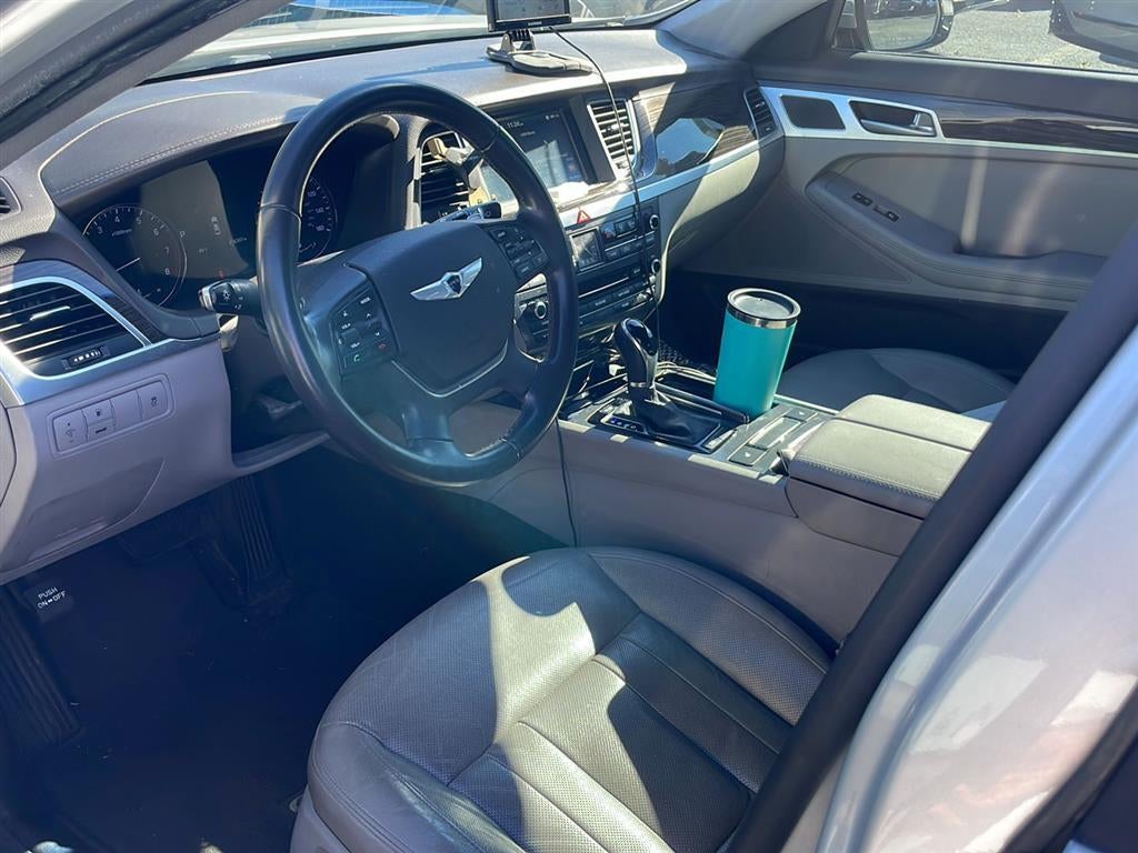 2015 Hyundai GENESIS 3.8L