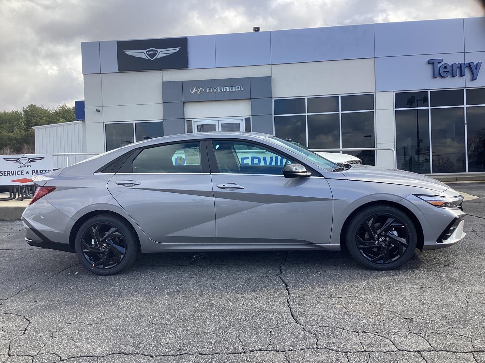 2026 Hyundai ELANTRA SEL Sport Premium