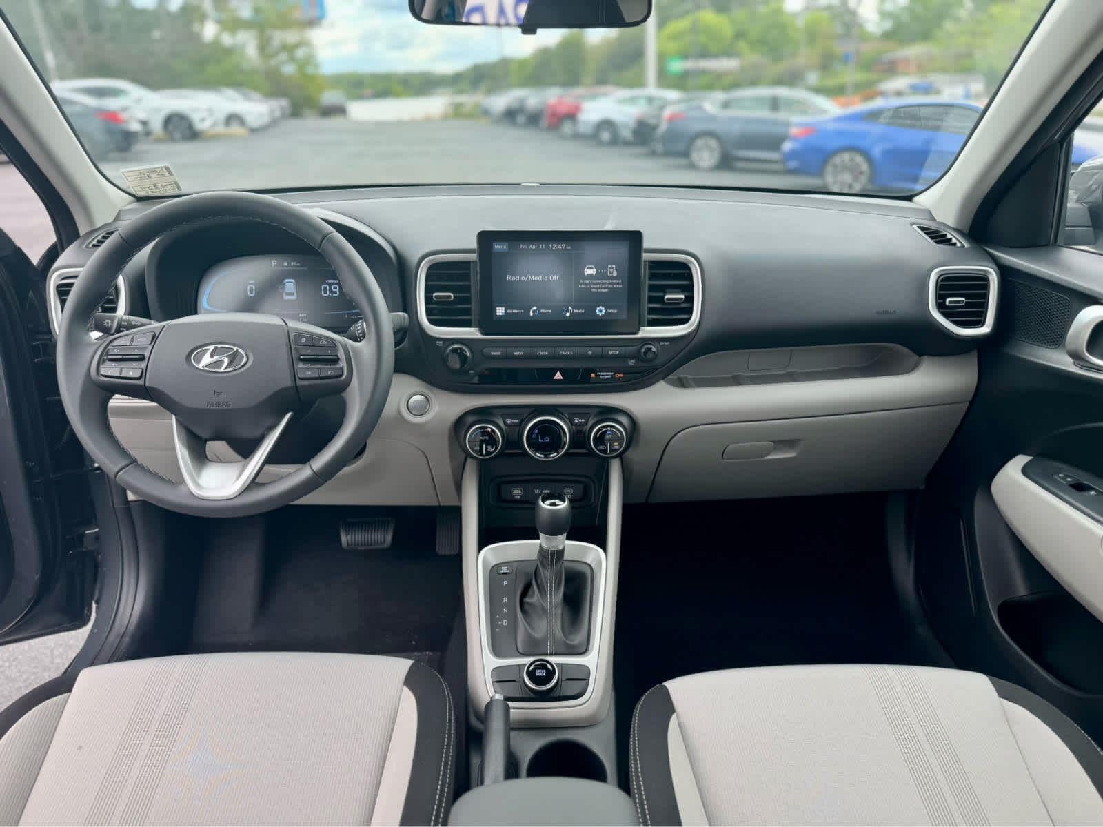 2025 Hyundai VENUE SEL