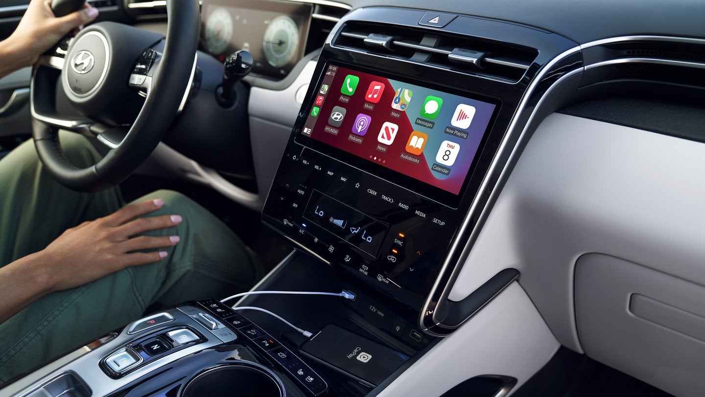 2022 Tucson Interior | Terry Reid Hyundai in Cartersville GA